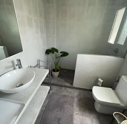 Preciosa Casa En El Centro Con Terraza Y Patio *