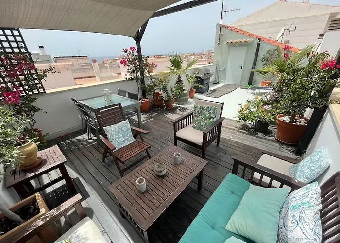 Preciosa Casa En El Centro Con Terraza Y Patio Σίτζες