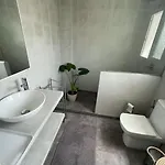 Preciosa Casa En El Centro Con Terraza Y Patio *